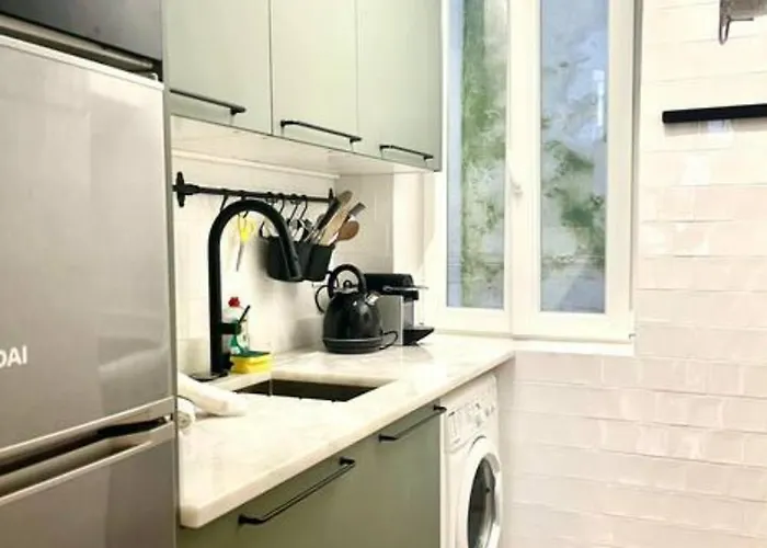 Rs1e Cozy, New Ac! Quiet & Central, Perfect Stay!